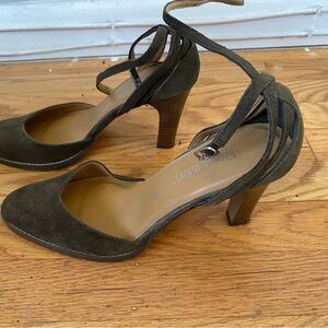 Women's Olive Green Suede Heels